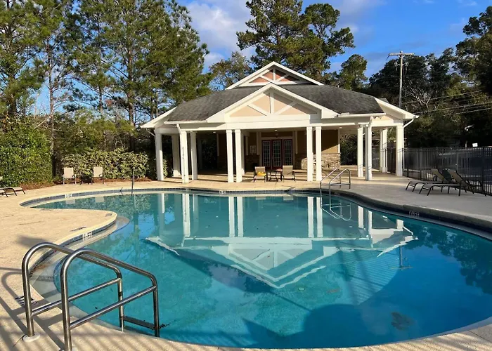 Сasa de vacaciones Stylish And New! Casa Del Carmel- With Pool! Tallahassee